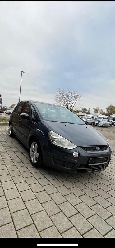Grau Gebraucht 2007 Ford S-MAX ST Van / Kleinbus | 5.650 € - Bild 1/4