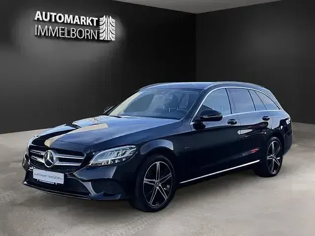 Gebraucht Mercedes C300e 306 PS (225 kW) 2020 Schwarz Kombi