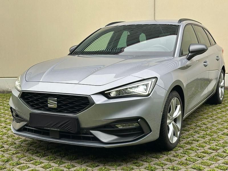 Silber Gebraucht 2022 Seat Leon ST FR Kombi | 19.990 € (Fairer Preis) - Bild 1/4