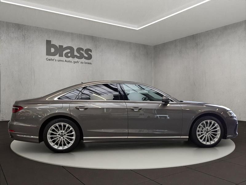 Gebraucht Audi A8 Ambiente 340 PS (250 kW) 2022 Metallic Limousine