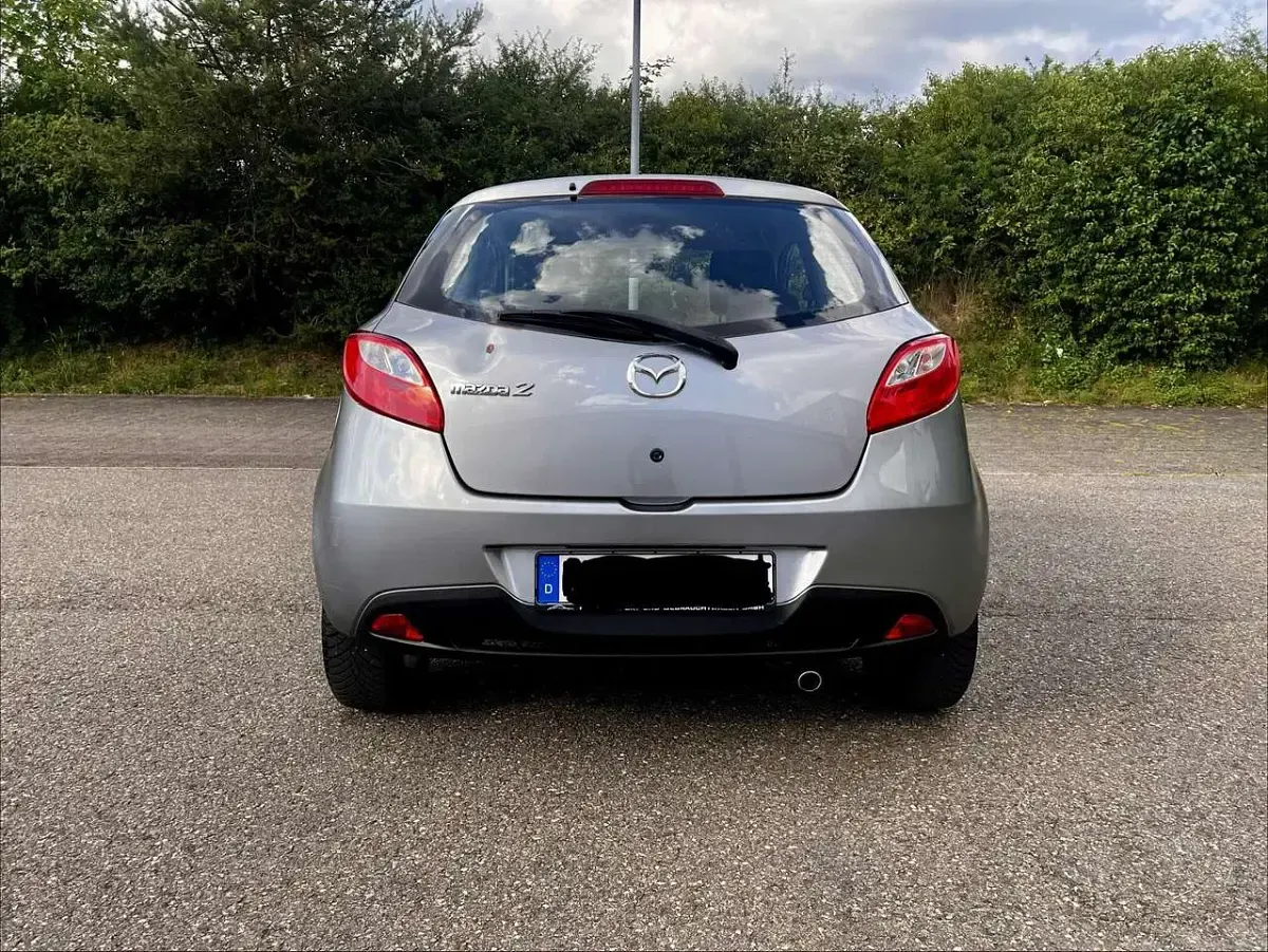 Gebraucht Mazda 2 75 PS (55 kW) 2010 Kleinwagen