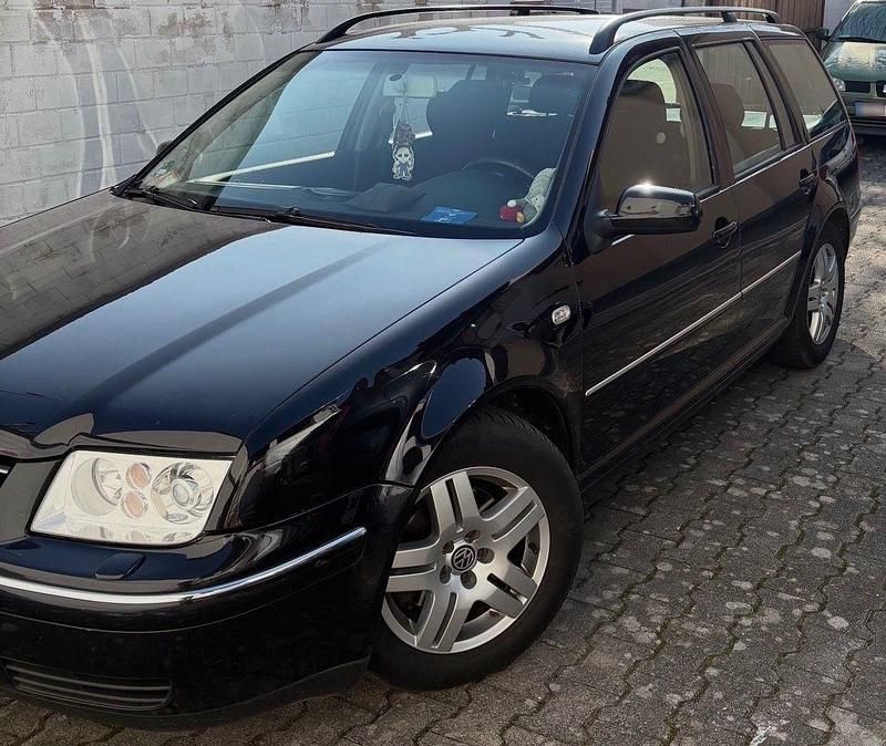 Second-hand VW Bora 116 CP (85 kW) 2002 Negru Break