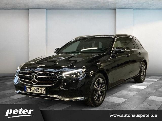 Schwarz Gebraucht 2022 Mercedes E200 Kombi | 47.810 € - Bild 1/4