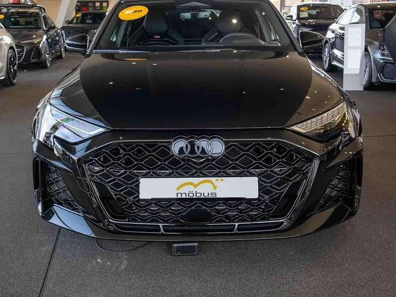 Neu Audi RS3 400 PS (294 kW) 2026 Mythosschwarz metallic Limousine