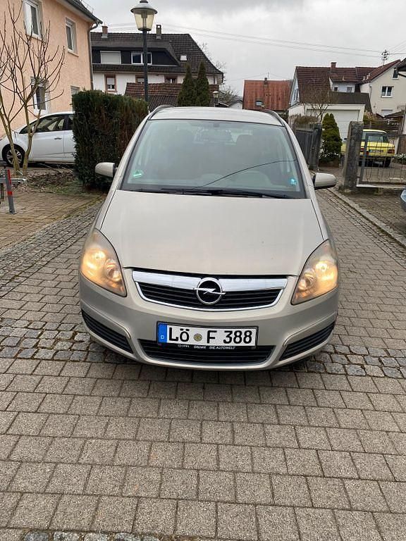 Gebraucht Opel Zafira 140 PS (102 kW) 2007 Grau Van / Kleinbus