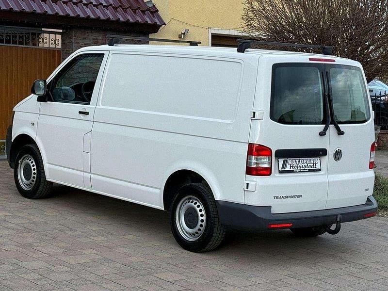 Gebraucht VW Transporter 102 PS (75 kW) 2013 Candyweiß Van