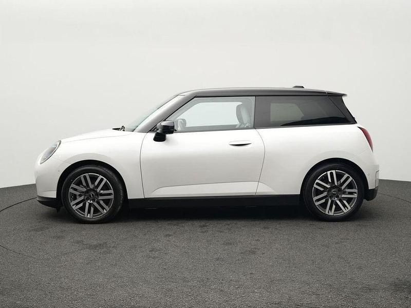 Gebraucht Mini Cooper Classic 184 PS (135 kW) 2024 Weiß Kleinwagen