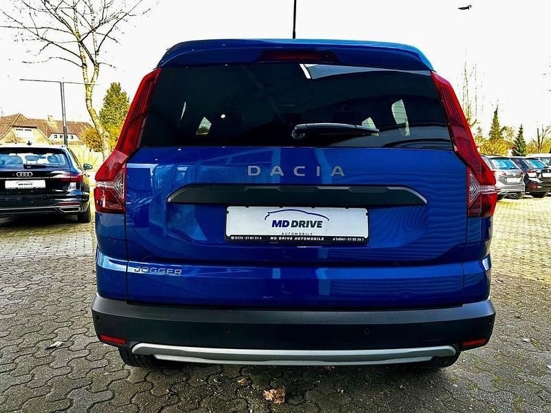 Gebraucht Dacia Jogger 110 PS (80 kW) 2022 Blau Van / Kleinbus
