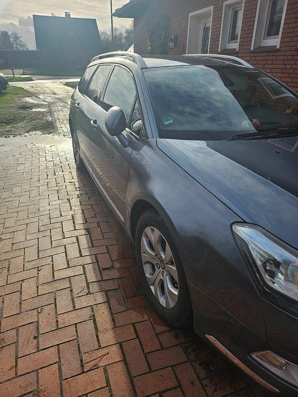Gebraucht Citroën C5 SELECTION 163 PS (119 kW) 2011 Grau Kombi