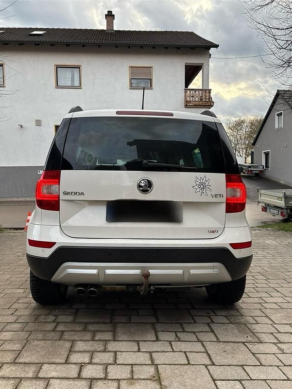 Gebraucht Skoda Yeti 140 PS (102 kW) 2014 Weiß SUV