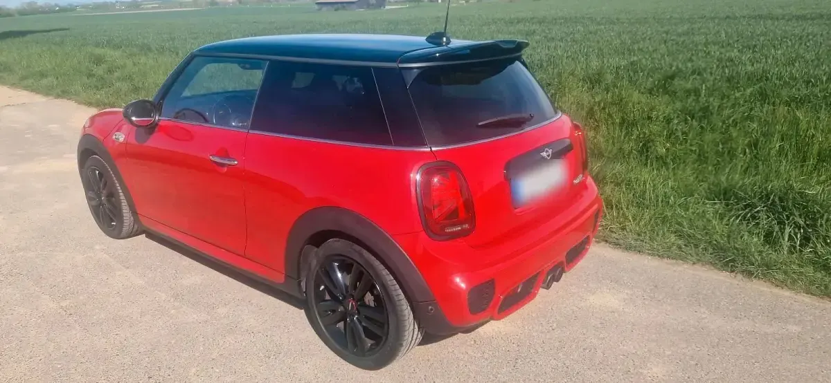 Używany Mini Cooper S 192 KM (141 kW) 2016 Czerwony Hatchback