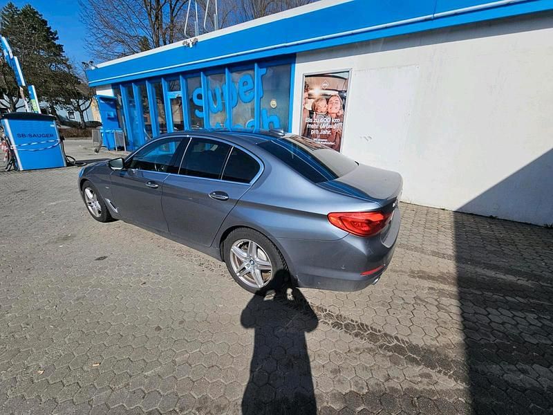 Gebraucht BMW 530 Luxury Line 252 PS (185 kW) 2017 Grau Limousine