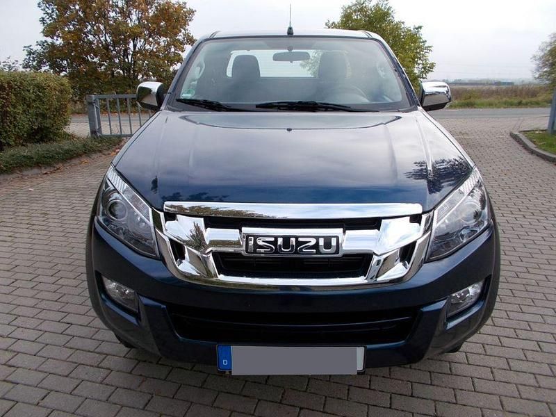 Gebraucht Isuzu D-Max 163 PS (119 kW) 2016 Blau SUV