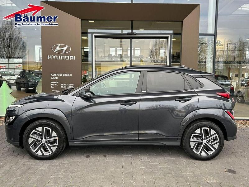 Gebraucht Hyundai Kona Trend 100 kW (136 PS) 2021 Grau SUV