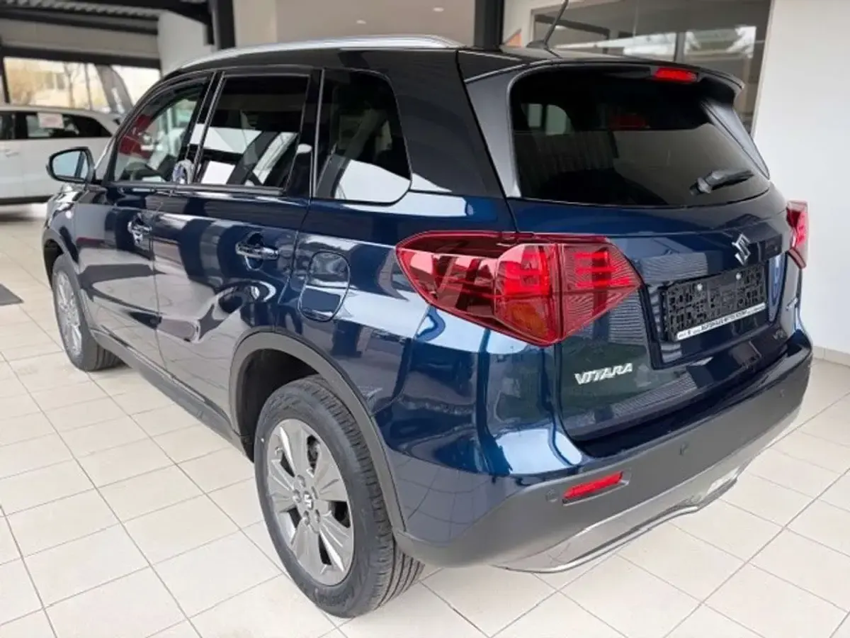 Gebraucht Suzuki Vitara Comfort 150 PS (110 kW) 2025 Sphere blue pearl metallic / c SUV