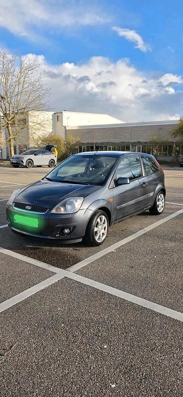 Gebraucht Ford Fiesta 80 PS (58 kW) 2006 Grau Kleinwagen