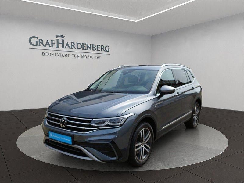 Platinum grey metallic Gebraucht 2022 VW Tiguan Allspace Elegance SUV | 41.930 € (Fairer Preis) - Bild 1/4