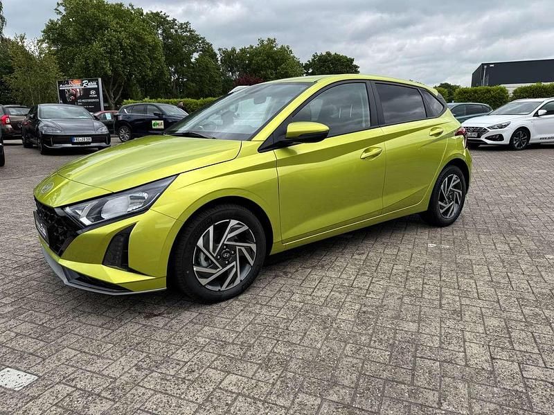 Lucied lime Neu 2025 Hyundai i20 Trend Limousine | 22.990 € (Fairer Preis) - Bild 1/4