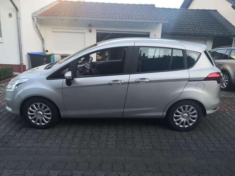 Gebraucht Ford B-MAX Trend 101 PS (74 kW) 2017 Silber Van / Kleinbus
