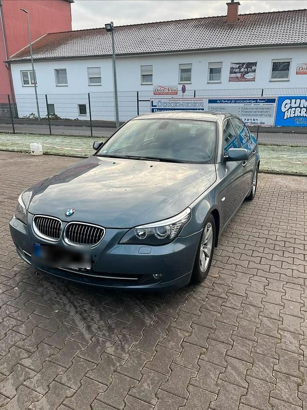 Blau Gebraucht 2009 BMW 525 Limousine | 6.000 € (Guter Preis) - Bild 1/4