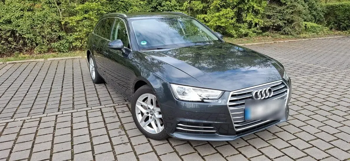 Second-hand Audi A4 Ambiente 190 CP (139 kW) 2017 Break
