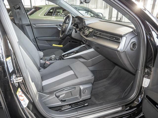Gebraucht Audi A3 Advanced 150 PS (110 kW) 2024 Schwarz Limousine