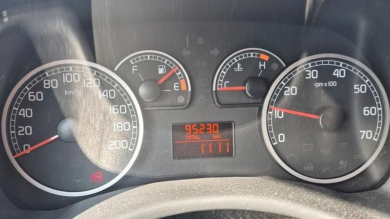 Gebraucht Fiat Punto Dynamic 60 PS (44 kW) 2009 Schwarz Kleinwagen