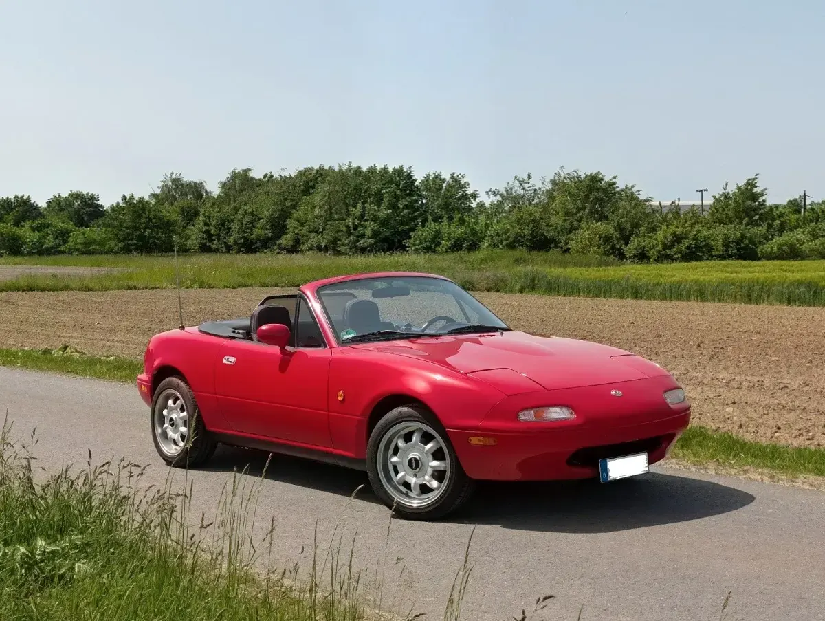 Gebraucht Mazda MX5 114 PS (83 kW) 1994 Rot Cabrio
