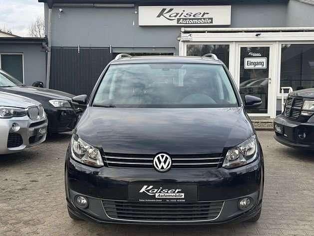 Gebraucht VW Touran Match 140 PS (102 kW) 2012 Schwarz Van / Kleinbus