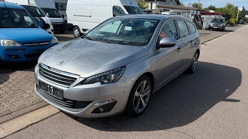 Blau Gebraucht 2016 Peugeot 308 Allure Kombi | 7.999 € (Guter Preis) - Bild 1/4