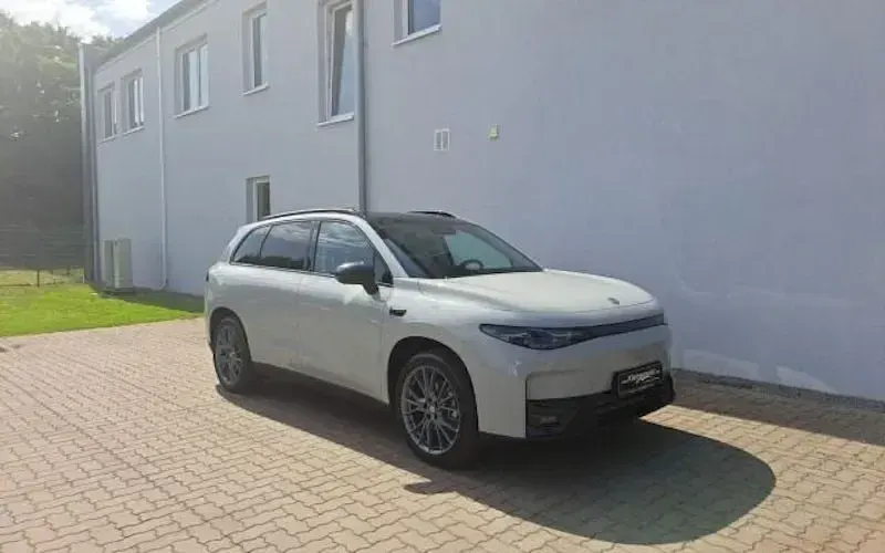 Brugt Leapmotor C10 158 kW (215 HK) 2025 Sølv SUV