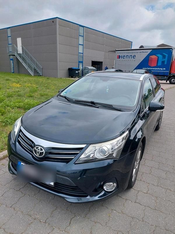 Blau Gebraucht 2012 Toyota Avensis T2 Kombi | 8.600 € - Bild 1/4
