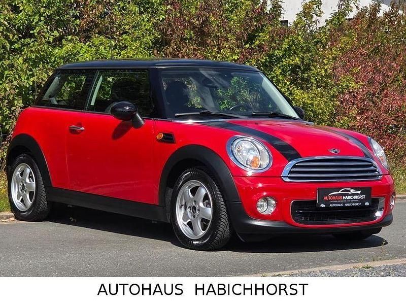 Rot Gebraucht 2011 Mini ONE Kleinwagen | 7.990 € (Teuer) - Bild 1/4