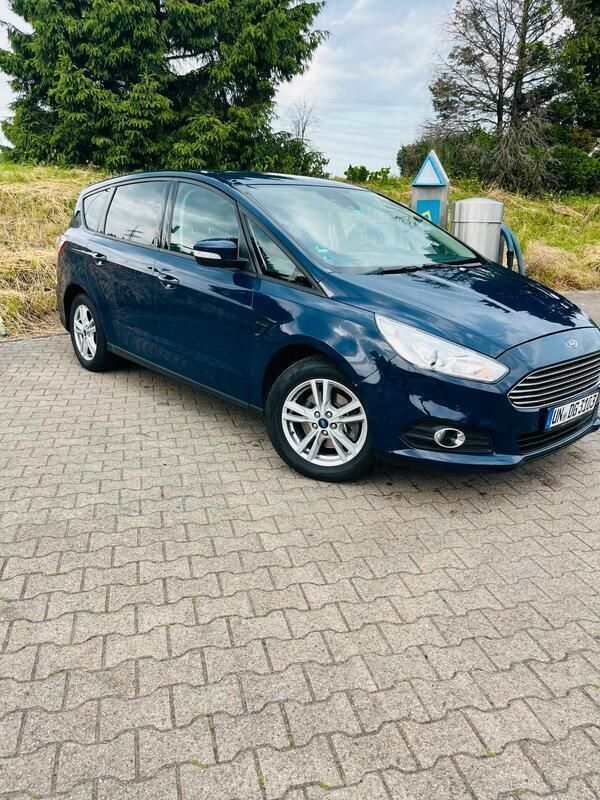 Blau Gebraucht 2018 Ford S-MAX S Van / Kleinbus | 9.000 € (Fairer Preis) - Bild 1/4