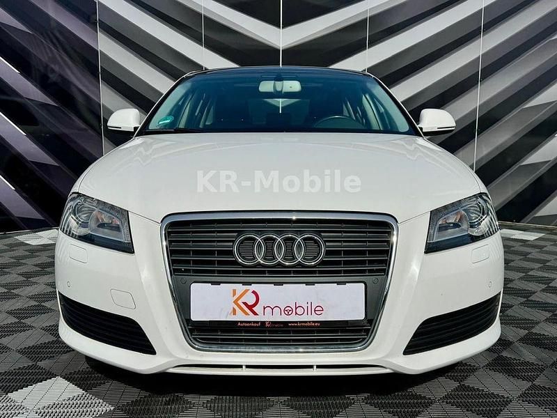 Gebraucht Audi A3 Ambiente 125 PS (91 kW) 2009 Weiß Kleinwagen