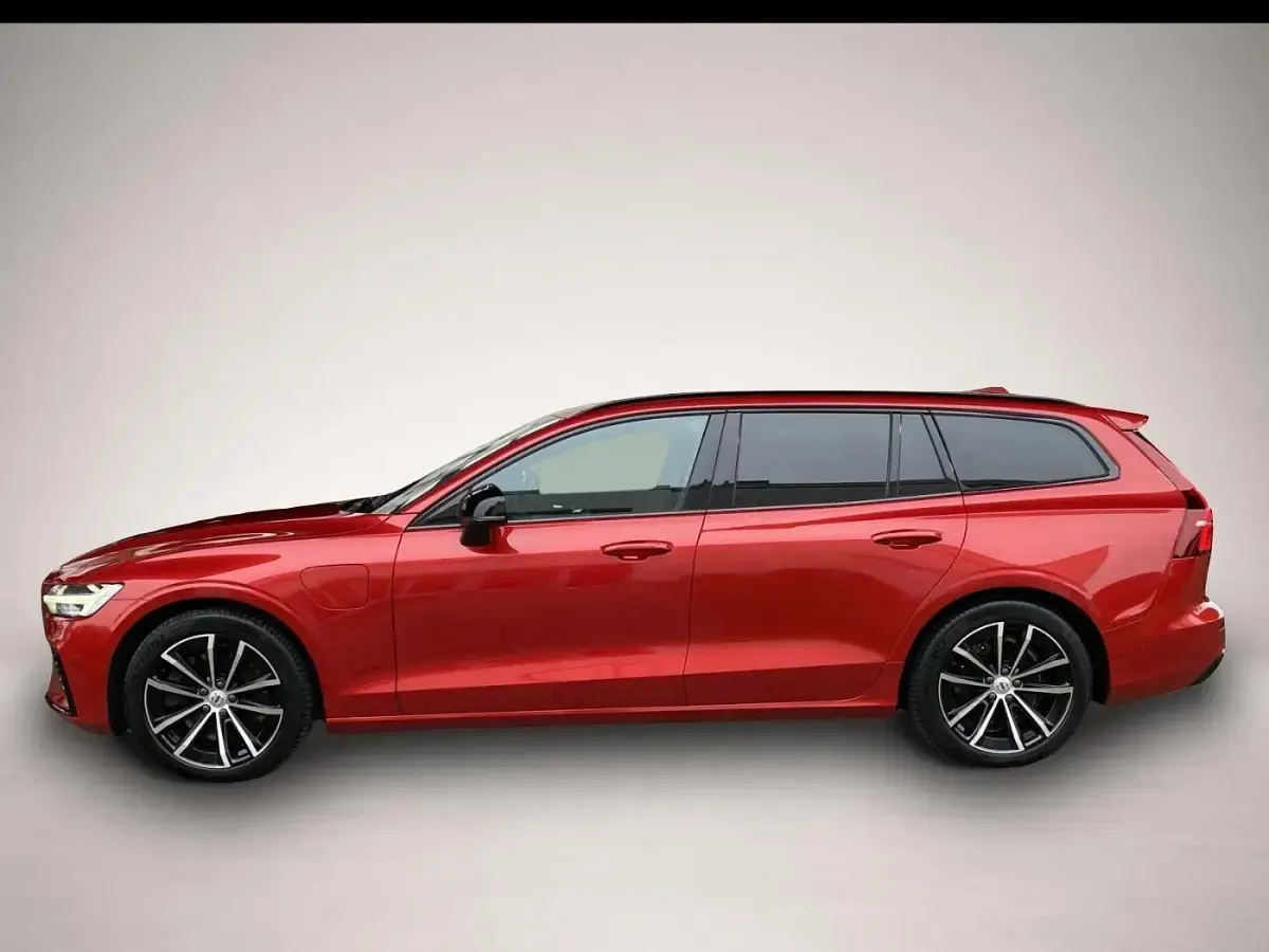 Gebraucht Volvo V60 Ultimate 455 PS (334 kW) 2022 Manufacturer Kombi
