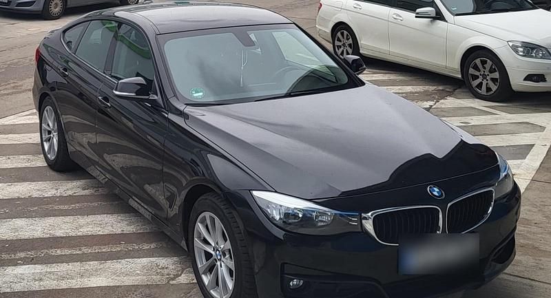 Gebraucht BMW 320 190 PS (139 kW) 2016 Schwarz Limousine
