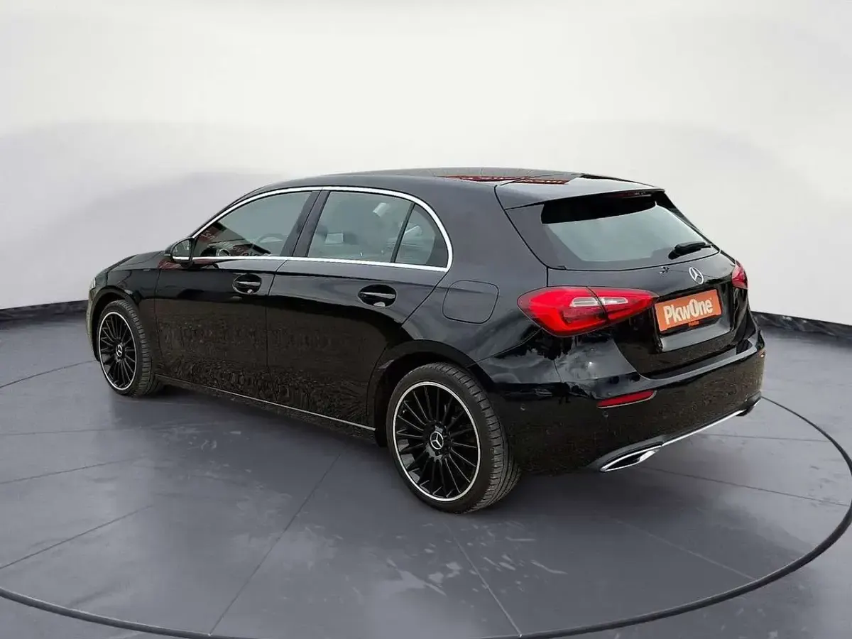Gebraucht Mercedes A180 Progressive 136 PS (100 kW) 2020 Schwarz Limousine