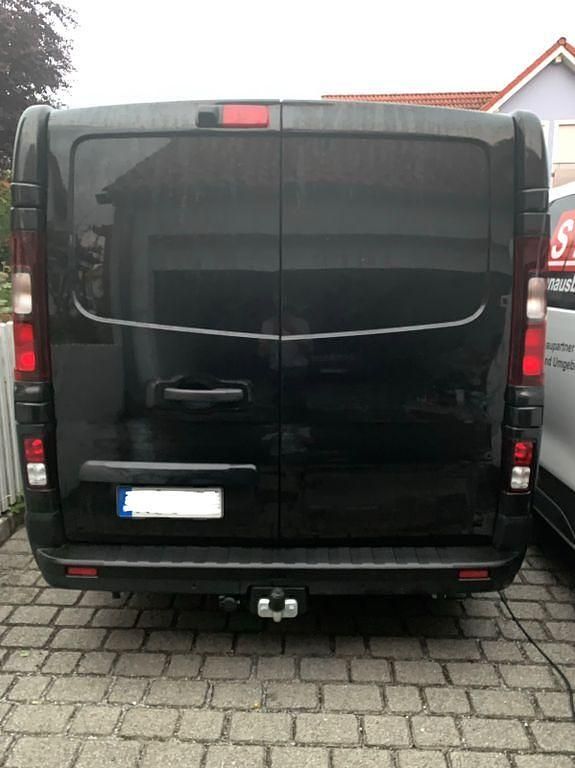 Gebraucht Renault Trafic 145 PS (106 kW) 2020 Schwarz Van / Kleinbus