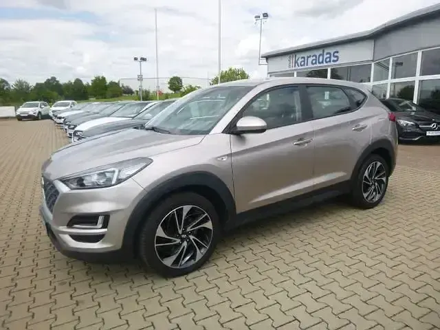 Gebraucht Hyundai Tucson Pure 177 PS (130 kW) 2019 Weiß SUV