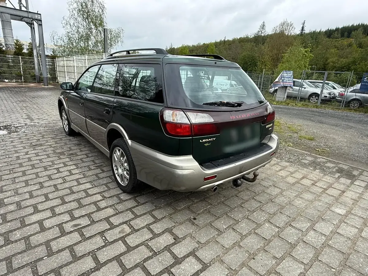Gebraucht Subaru Legacy 150 PS (110 kW) 2000 Grün Kombi