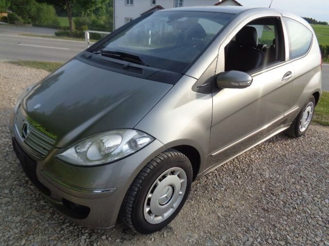 Gebraucht Mercedes A170 116 PS (85 kW) 2007 Grau metallic Kleinwagen