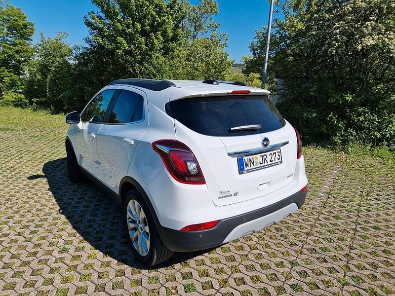 Weiß Gebraucht 2017 Opel Mokka X Innovation SUV | 10.990 € (Fairer Preis) - Bild 1/4