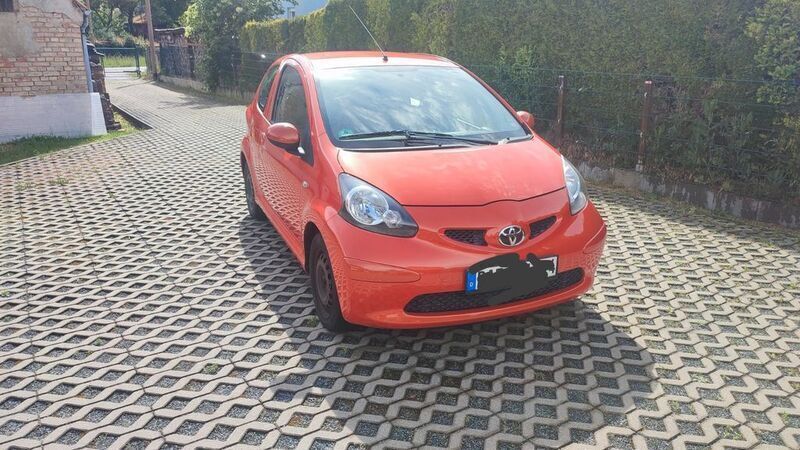 Orange Gebraucht 2007 Toyota Aygo Kleinwagen | 2.000 € (Fairer Preis) - Bild 1/4