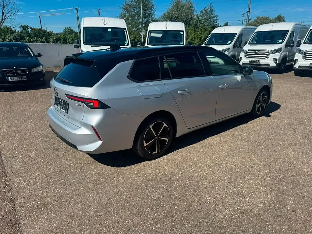 Gebraucht Opel Astra 136 PS (100 kW) 2025 Silber Kleinwagen