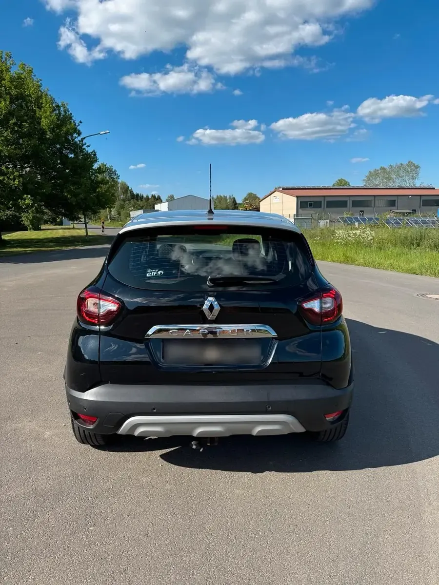 Gebraucht Renault Captur 150 PS (110 kW) 2019 Schwarz SUV