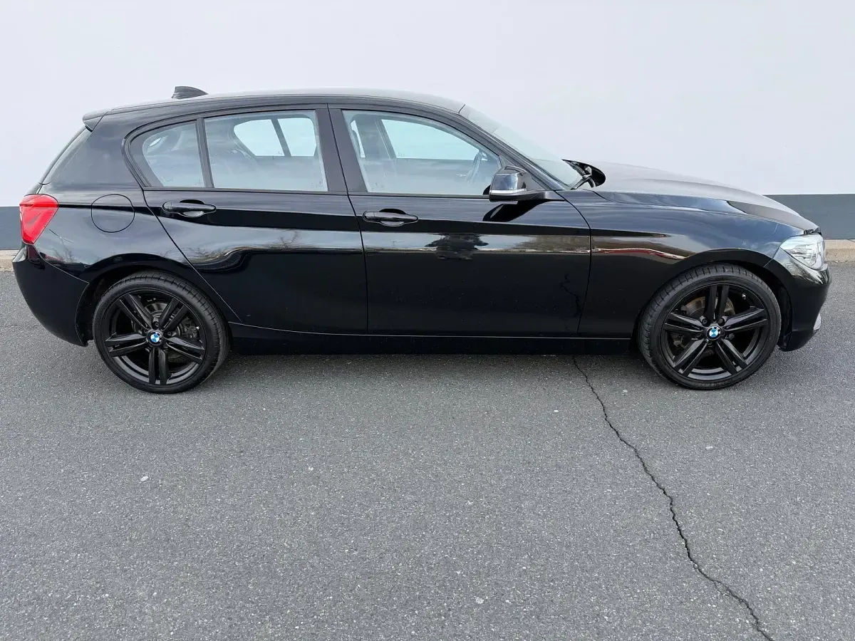 Gebraucht BMW 120 Advantage 190 PS (139 kW) 2017 Schwarz Kleinwagen