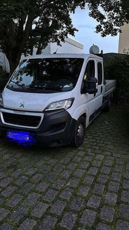 Gebraucht Peugeot Boxer 177 PS (130 kW) 2021 Weiß Van