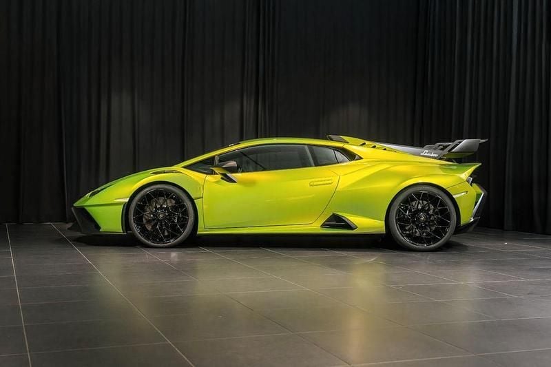Gebraucht Lamborghini Huracán 640 PS (470 kW) 2021 Grün