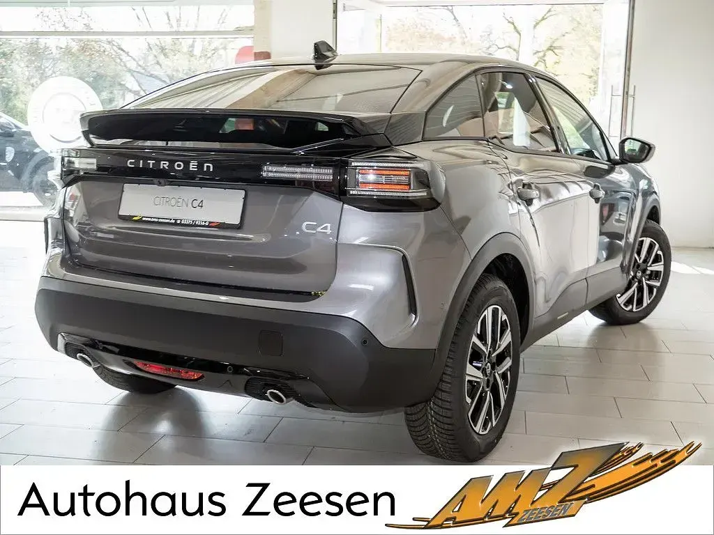 Neu Citroën C4 PureTech 131 PS (96 kW) 2026 Grau SUV